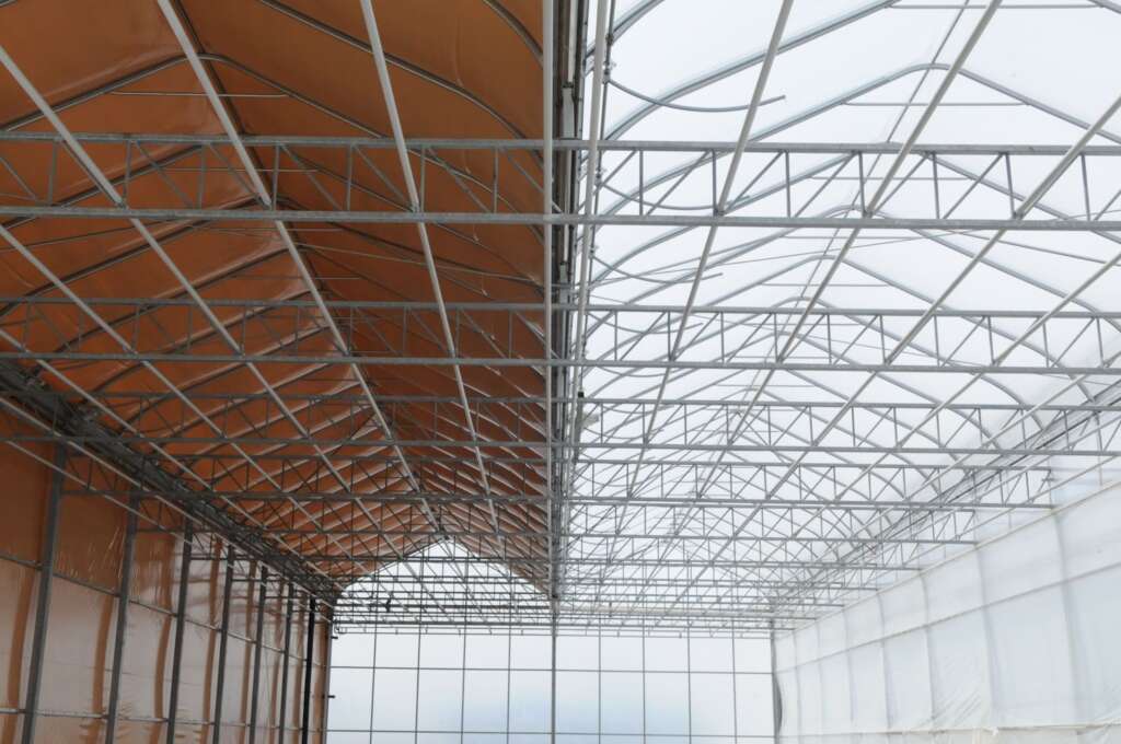 commerical greenhouse structure